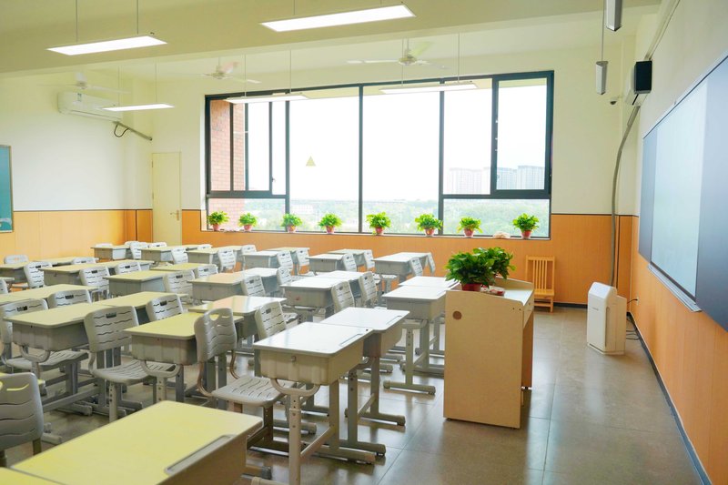 长沙市中嘉高级中学高复部今年招生人数